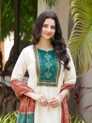 Satrangi Saaz Green and Red Ethnic Anarkali Dress